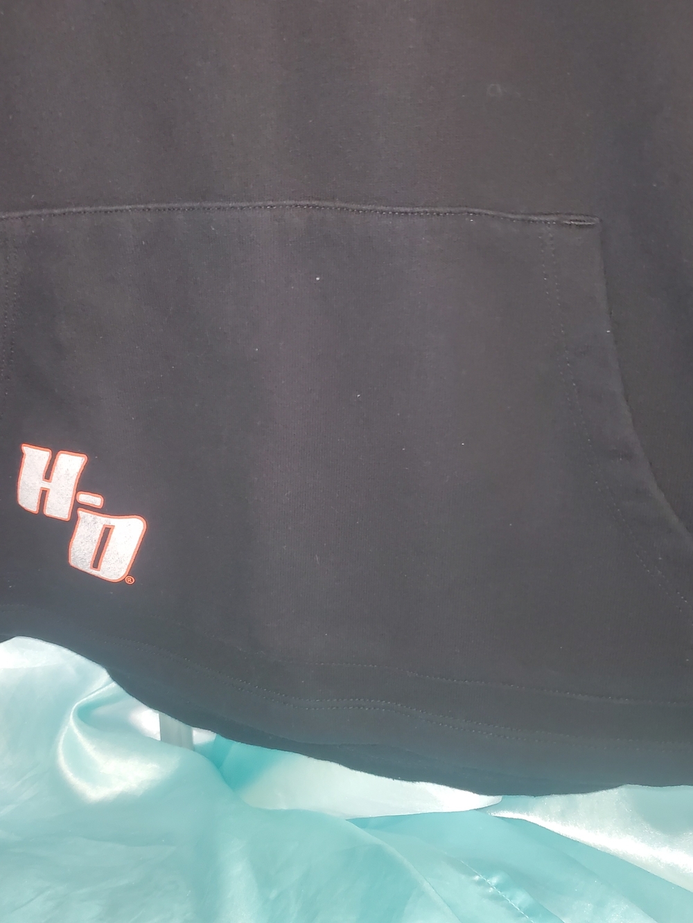 Harley-Davidson Women's Black Hoodie with Orange Sleeve Stripes ,Thumb Holes XL - Picture 3 of 8